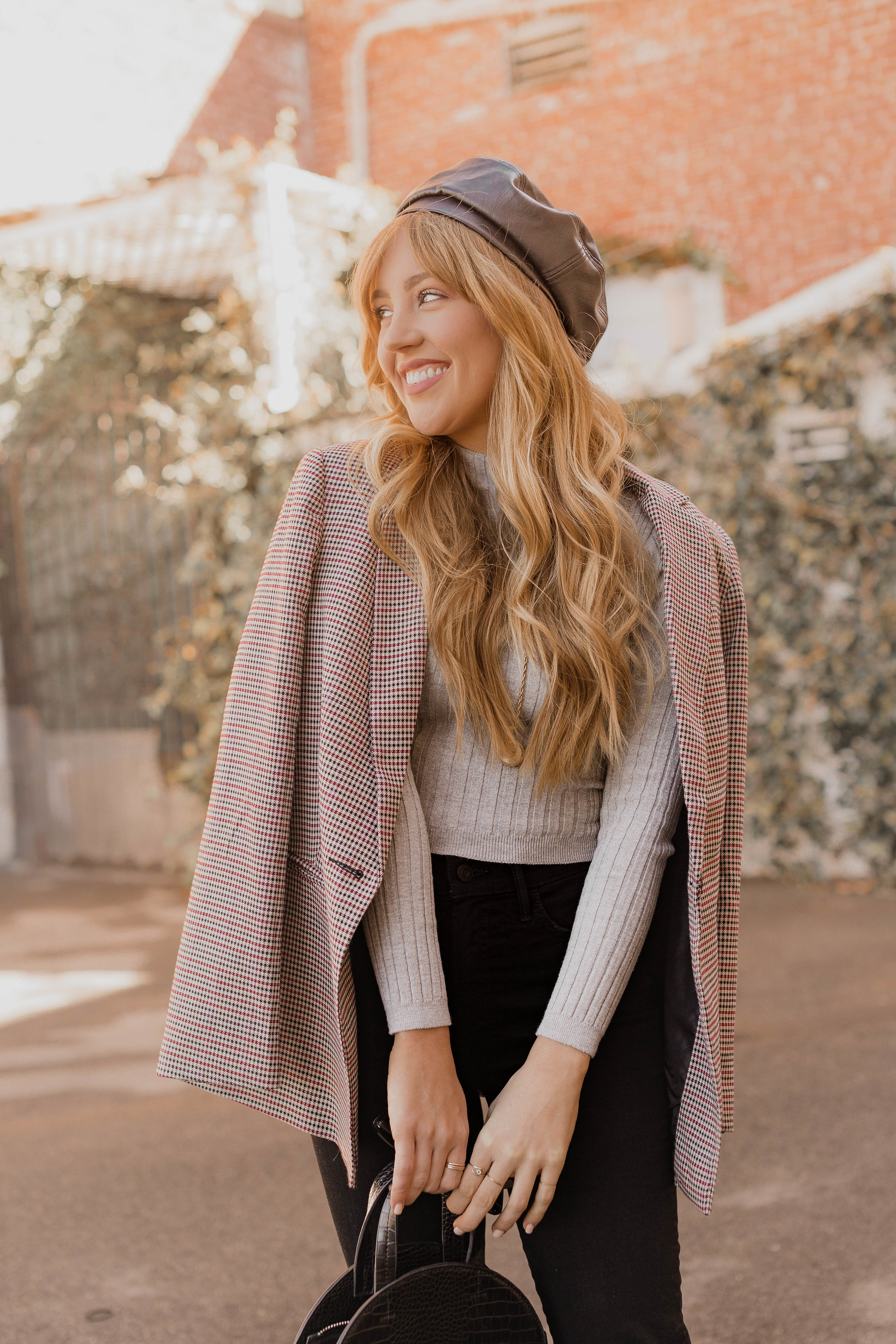 trendy fashion pieces, hello hannah, hannah hagler, how to style trendy pieces, checked blazer, cropped flare, kick flare denim, how to style cropped flares, cat eye sunglasses, retro cat eye sunglasses, vegan leather beret. vegan beret, vegan fashion blogger, vegan fashion